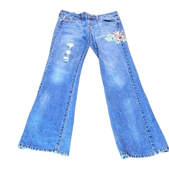 hint of mint Denim - Hint Of Mint Flower Embellished Flare Jeans SIze 3